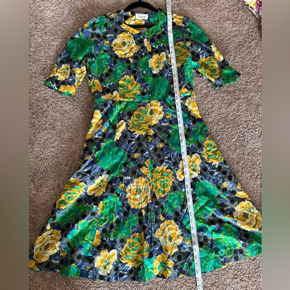 Vibrant Floral Midi Dress in Green and Yellow